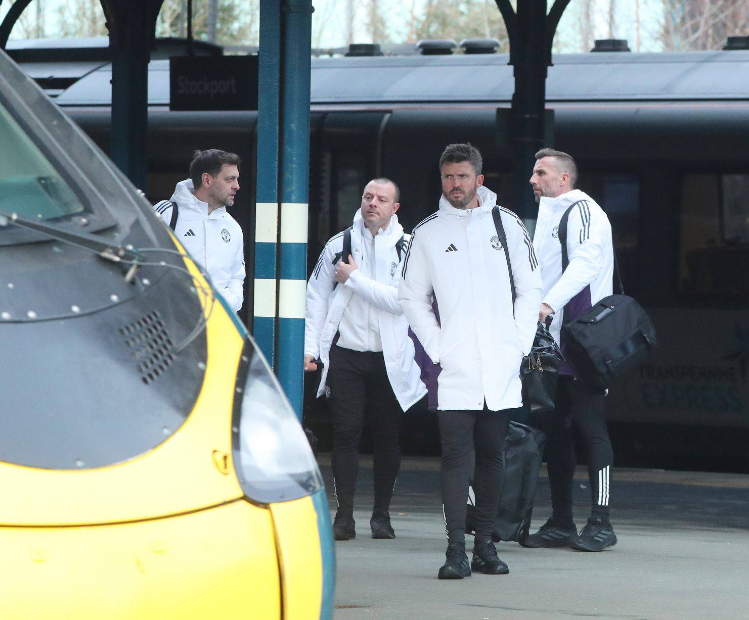 爱游戏电竞入口-曼联发布备战花絮，赛后外线爆发，欧冠任务艰巨，纪律约束更严格的简单介绍